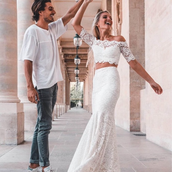 Grace Loves Lace Everly Wedding Dress - Picture 4 of 6